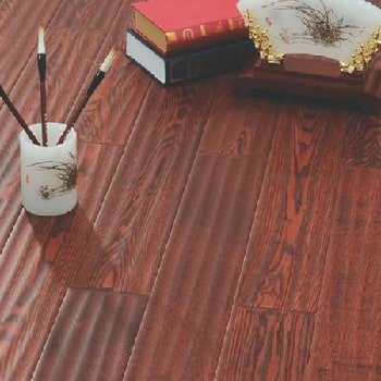 HANDSCRAPED LAMINATE